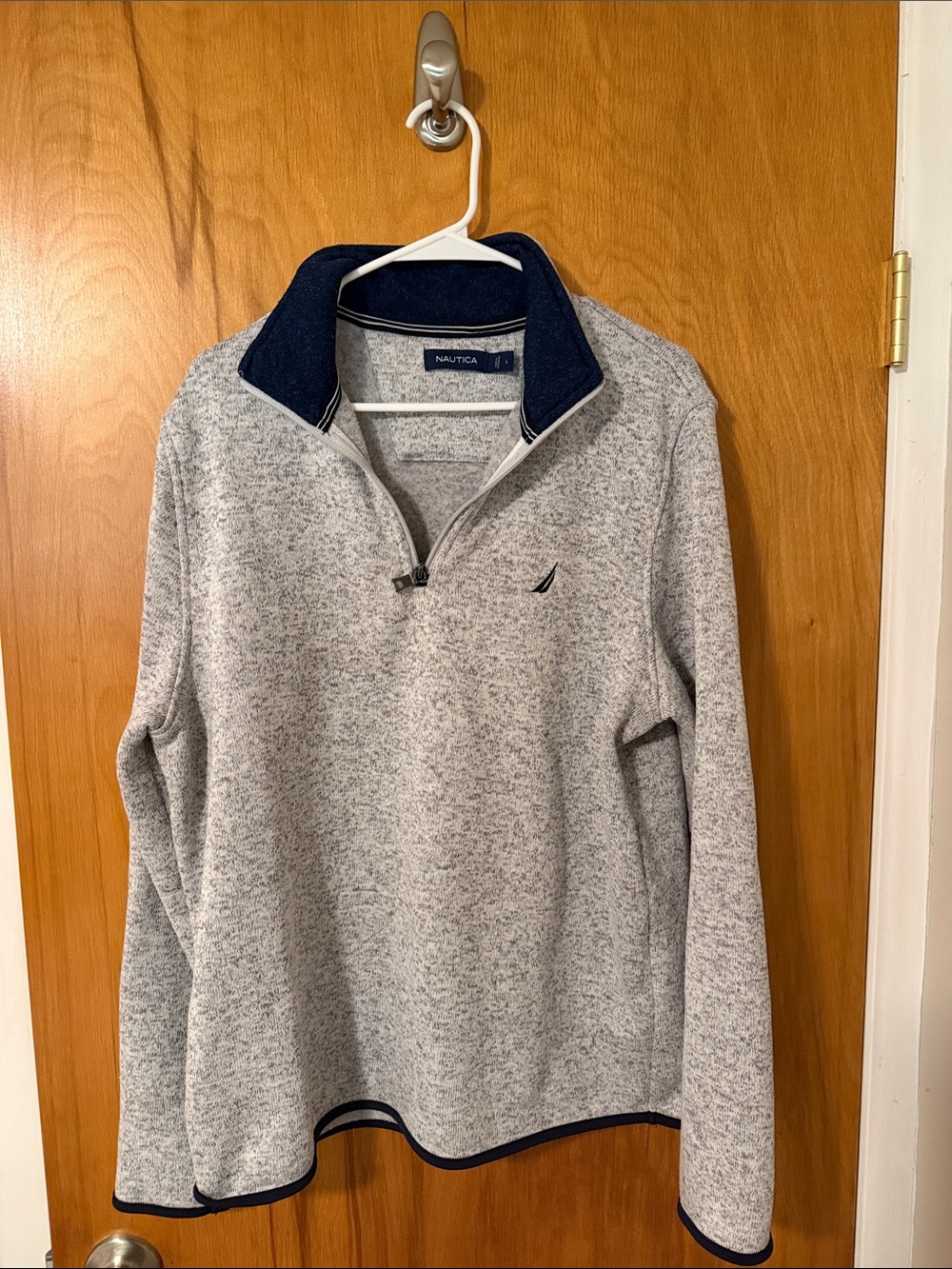 Nautica Men's Light Gray Heather Quarter-Zip Sweater with Navy Trim